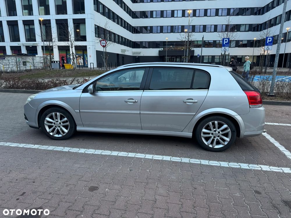 Opel Signum 2.0 Turbo - 1