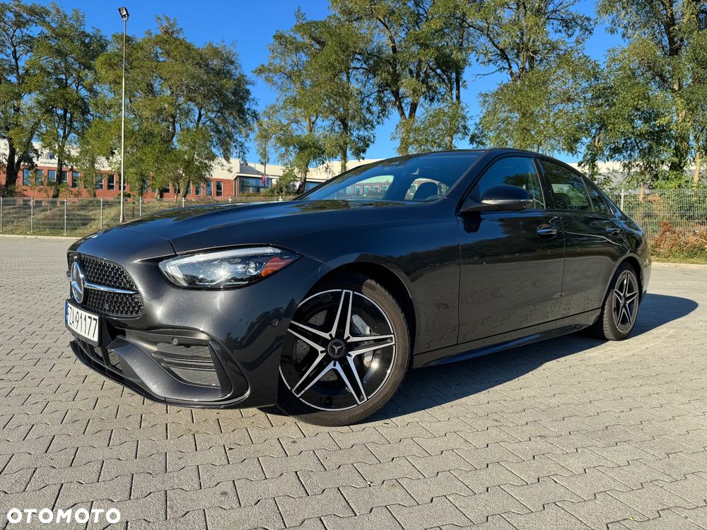 Mercedes-Benz Klasa C 300 4Matic T 9G-TRONIC AMG Line - 1