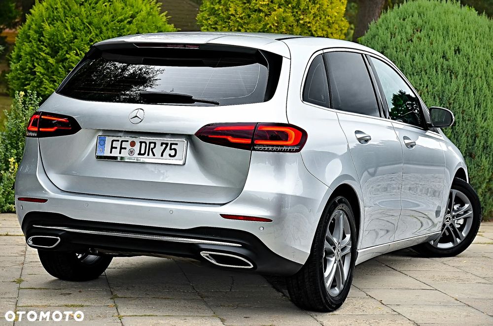 Mercedes-Benz Klasa B 220 4Matic 7G-DCT Edition 2020 - 3