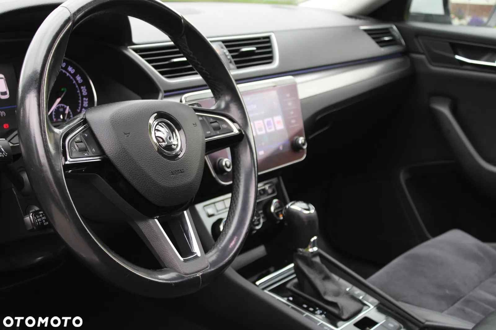 Skoda Superb - 21