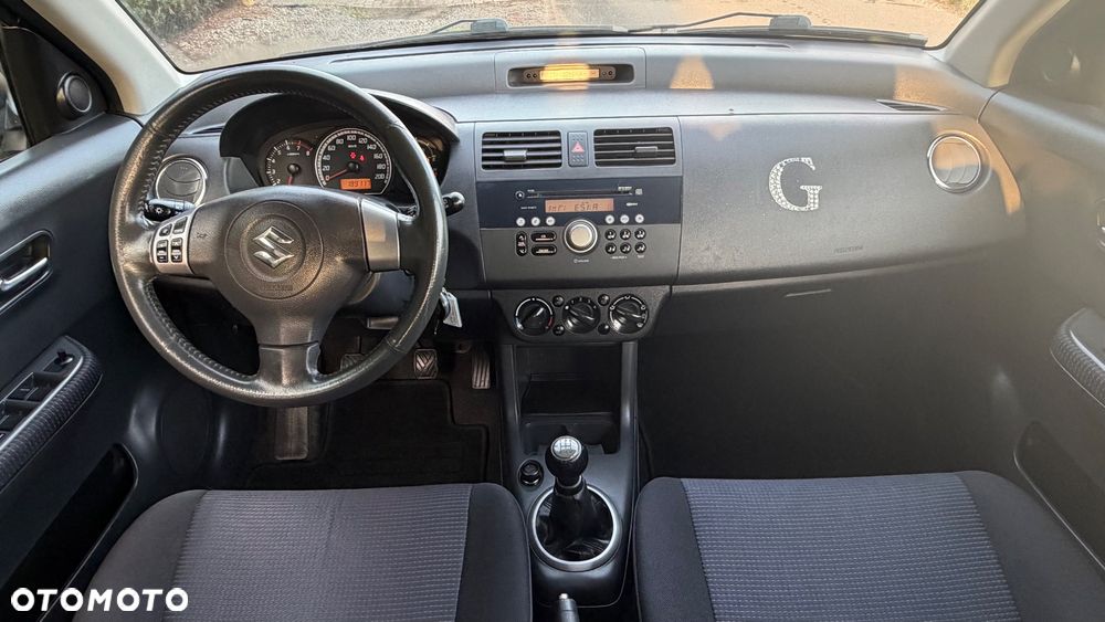 Suzuki Swift - 34