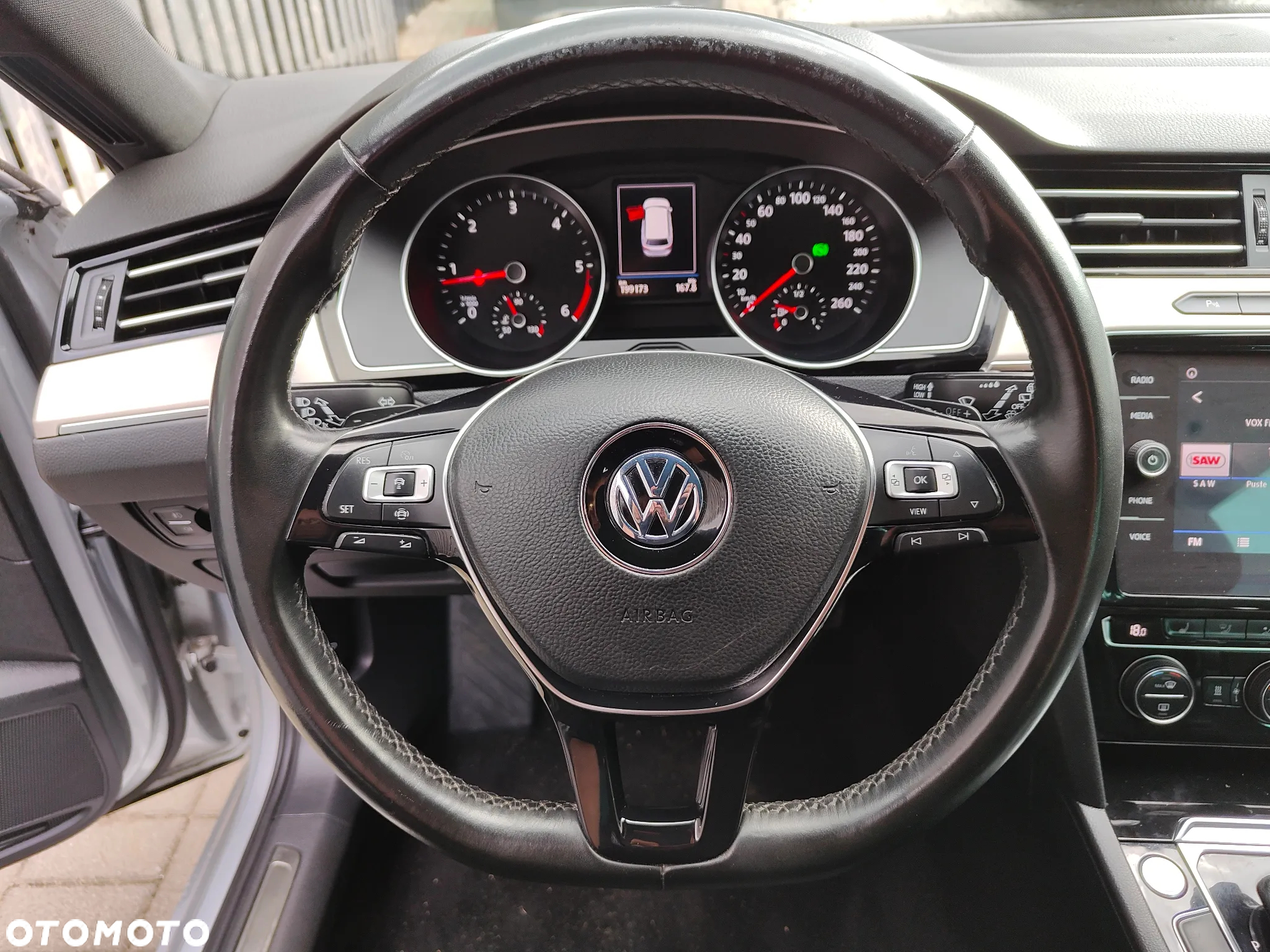 Volkswagen Passat 2.0 TDI BMT Highline - 21