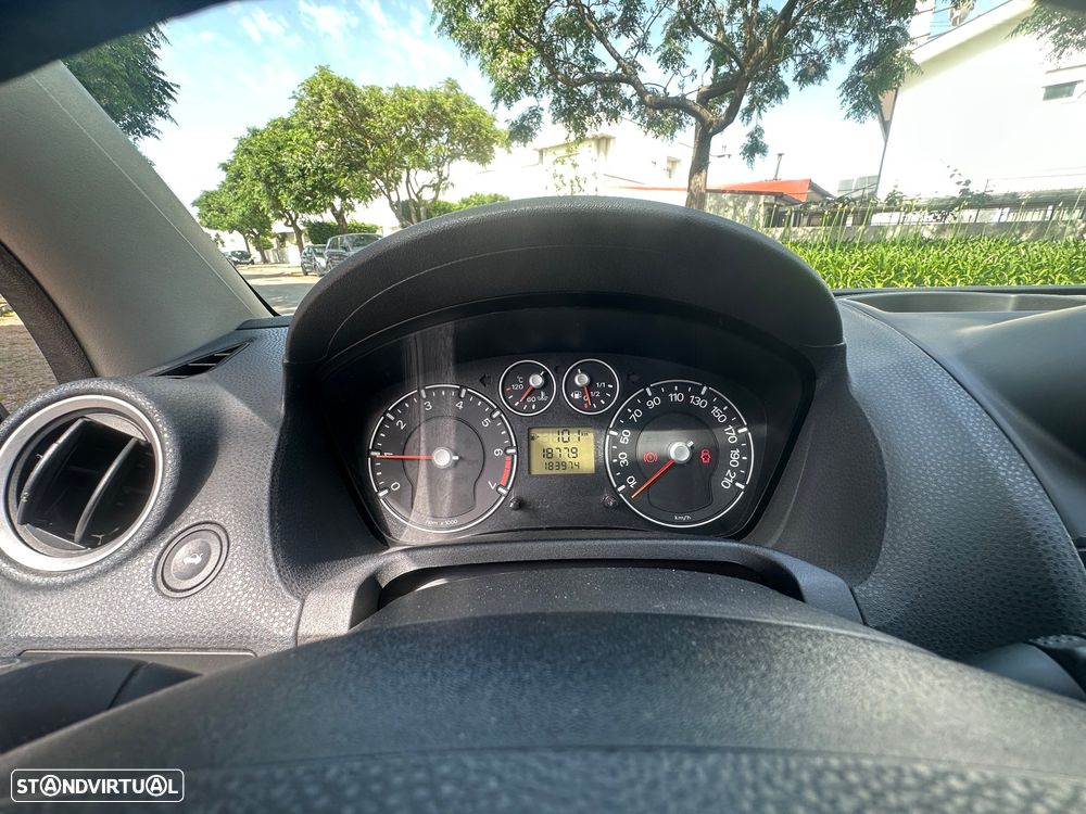 Ford Fiesta 1.25 Trend - 9
