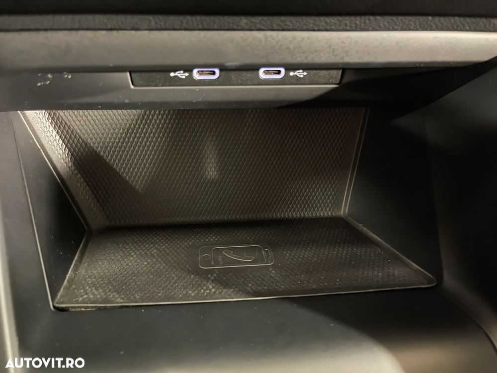 Volkswagen Golf Variant 2.0 TDI SCR DSG Life - 25