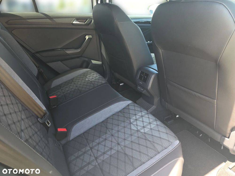 Volkswagen T-Roc 1.5 TSI R-Line DSG - 14