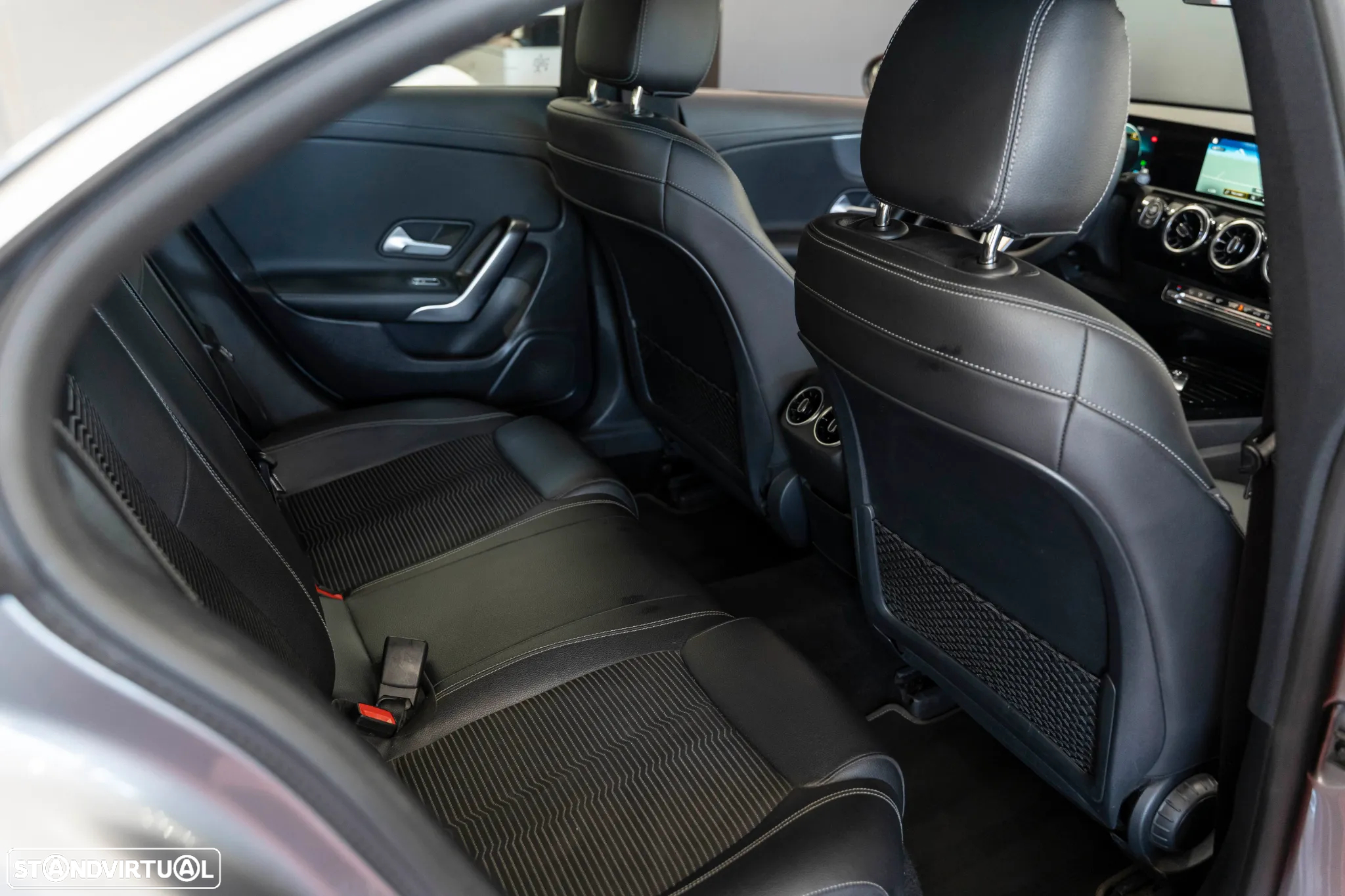 Mercedes-Benz CLA 180 d Progressive Aut. - 40