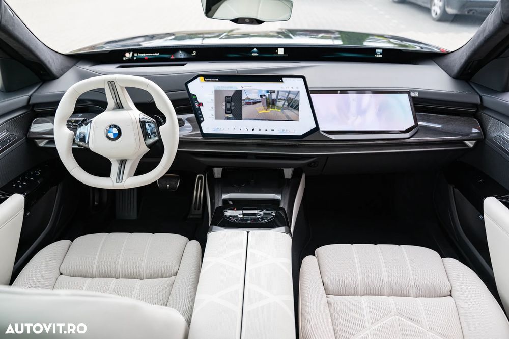 BMW Seria 7 740 xDrive - 11