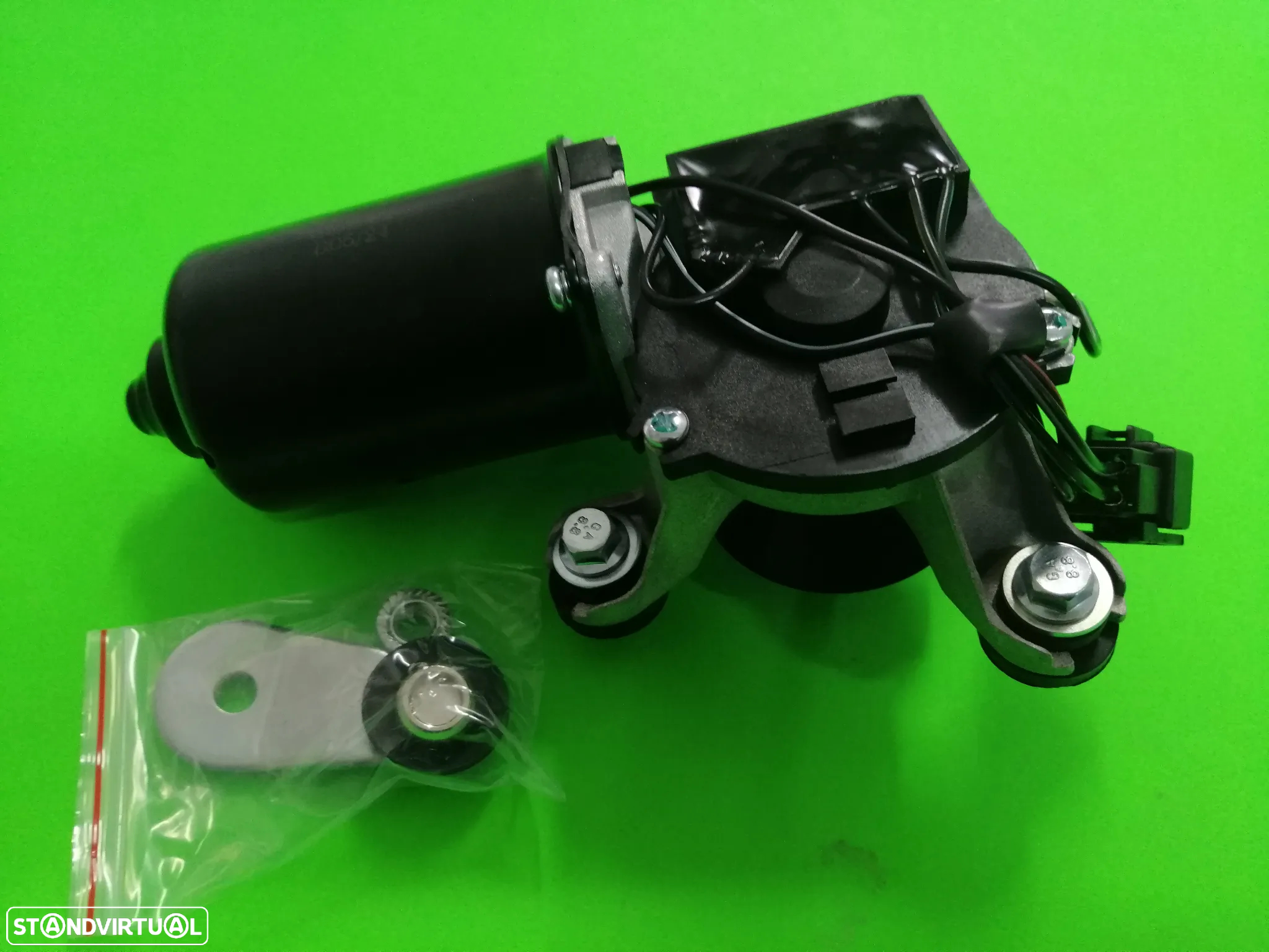 Motor das escovas limpa vidros Mitsubishi L200 K64 K74 Pajero NOVO - 2