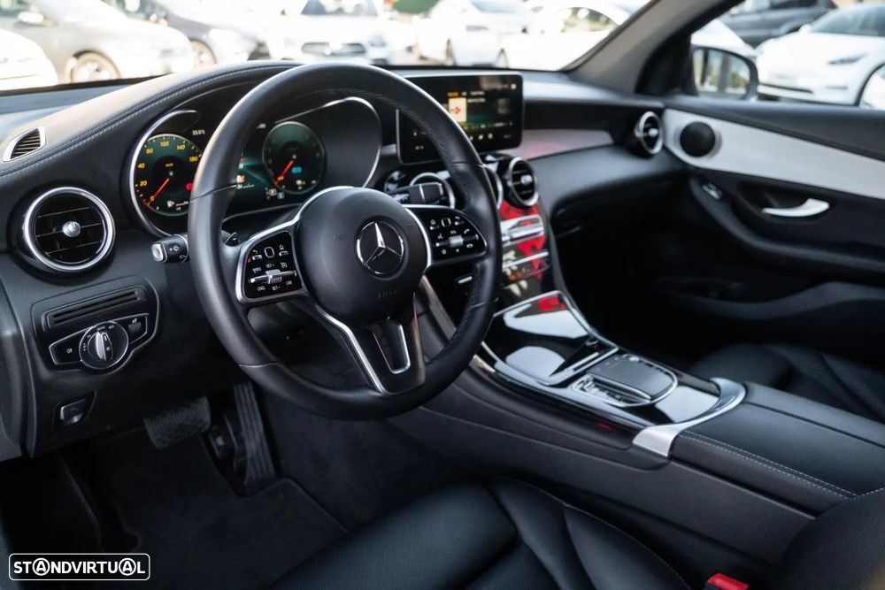Mercedes-Benz GLC 300 e Coupé 4Matic - 4