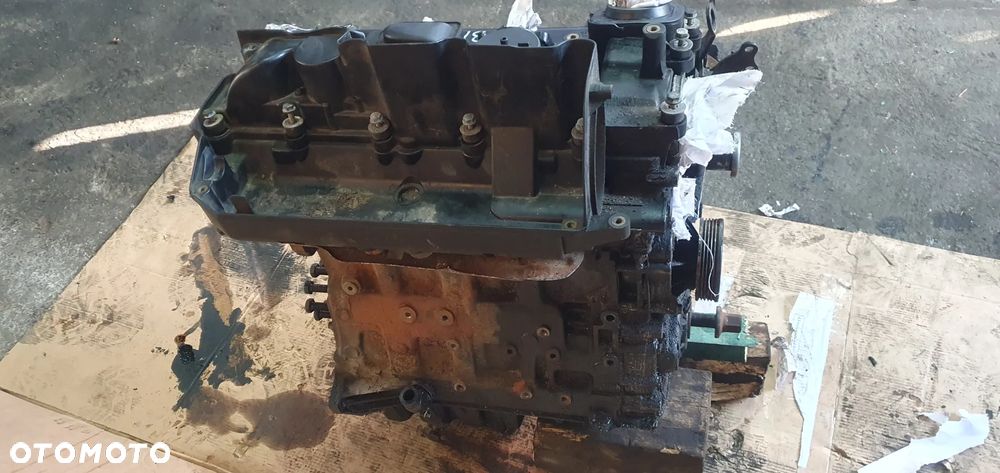 Silnik słupek blok silnika BMW 3 E46 2.0 D Przed lift M47D20 - 5