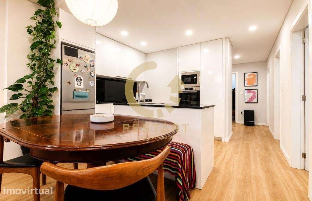 Apartamento T1+1 com 87 m2 no Porto. - Grande imagem: 5/25