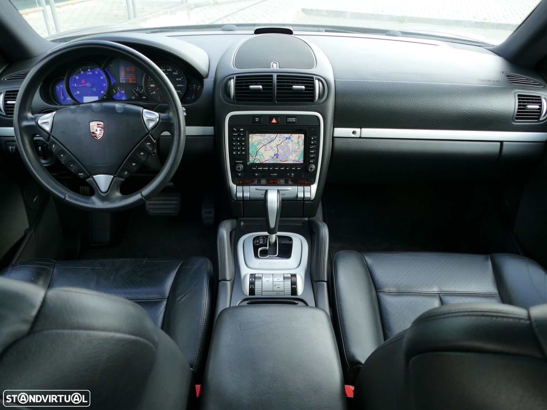 Porsche Cayenne Tiptronic - 40
