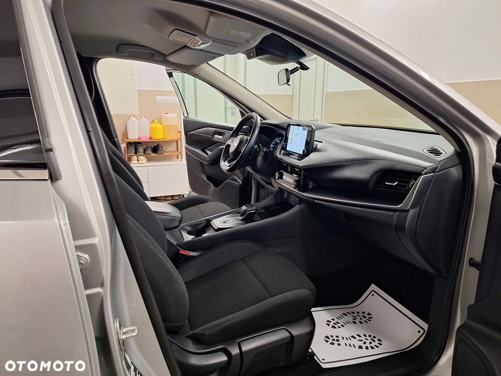 Nissan Qashqai 1.3 DIG-T DCT TEKNA+ - 28