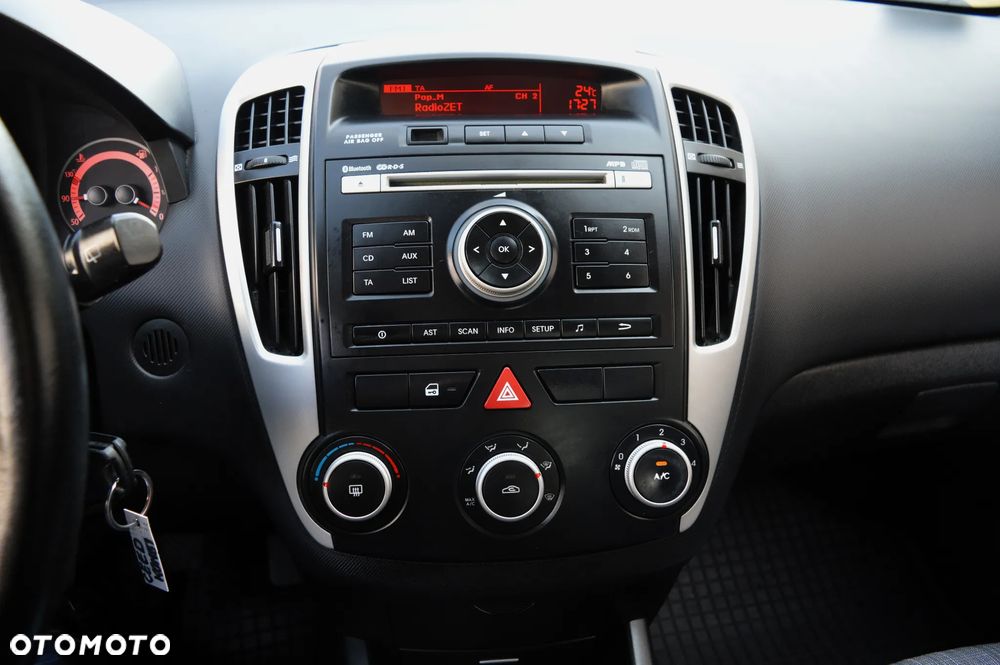 Kia Ceed 1.6 Comfort + - 16