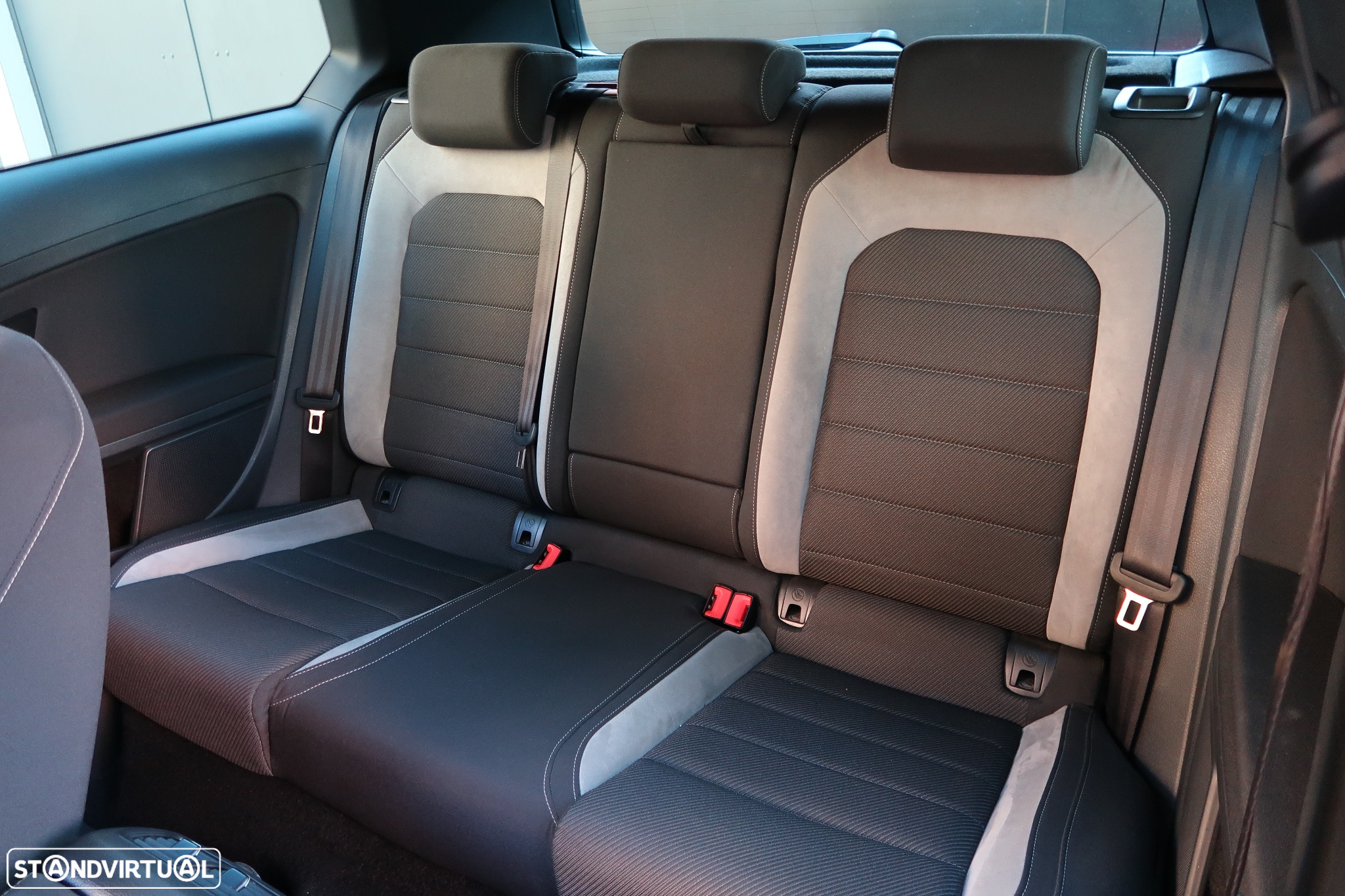 VW Golf 2.0 TSi R - 24