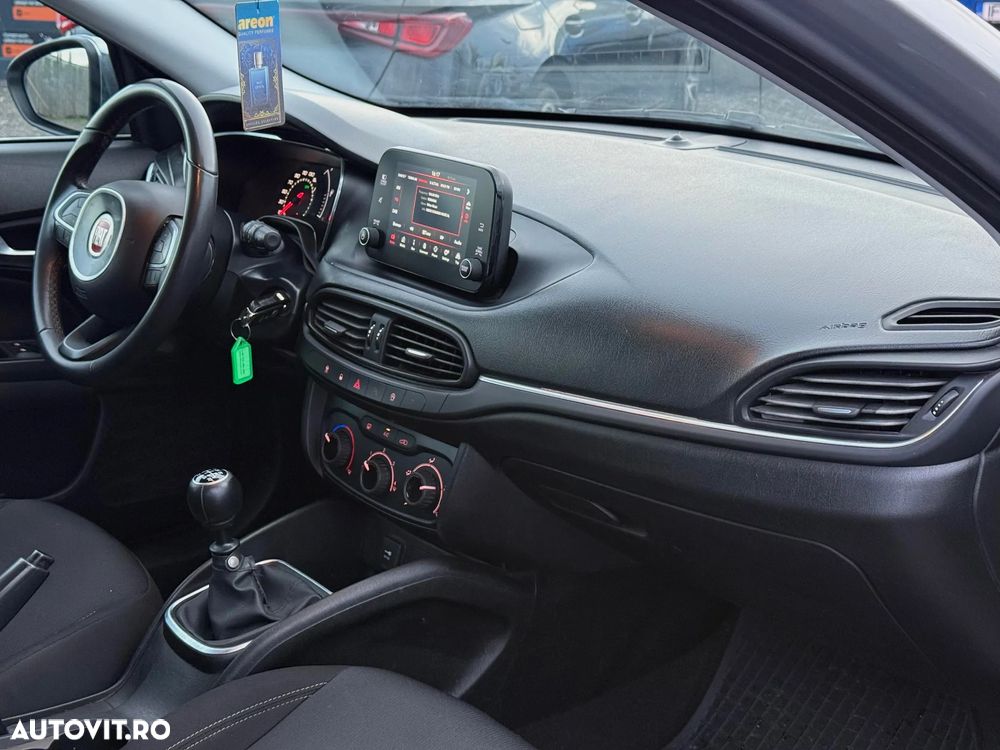 Fiat Tipo 1.4 16V Lounge - 12