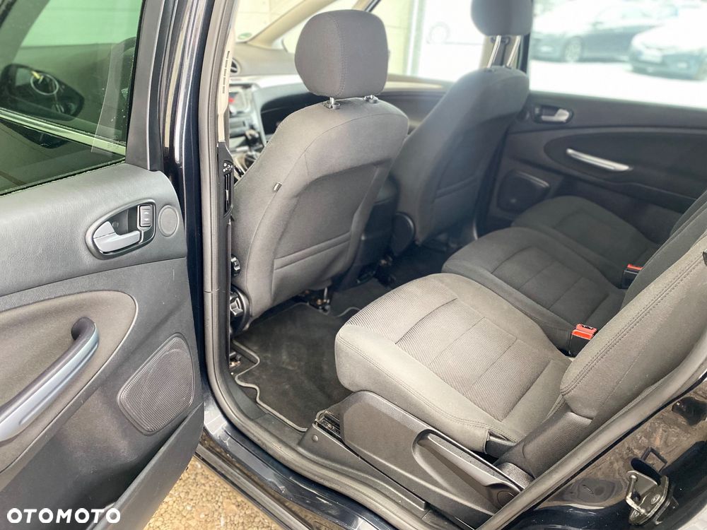 Ford S-Max 2.0 TDCi Trend - 12