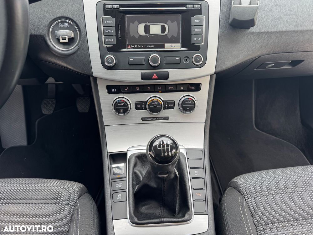 Volkswagen Passat 2.0 TDI BlueMotion Technology Highline - 11