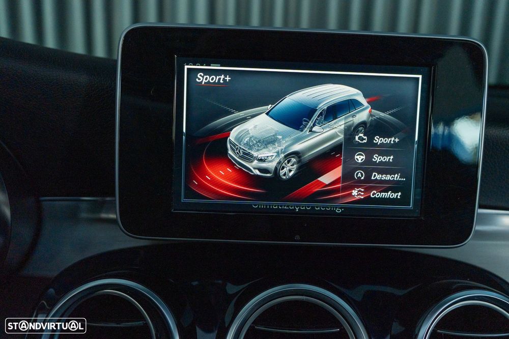 Mercedes-Benz GLC 250 d 4Matic 9G-TRONIC AMG Line - 20