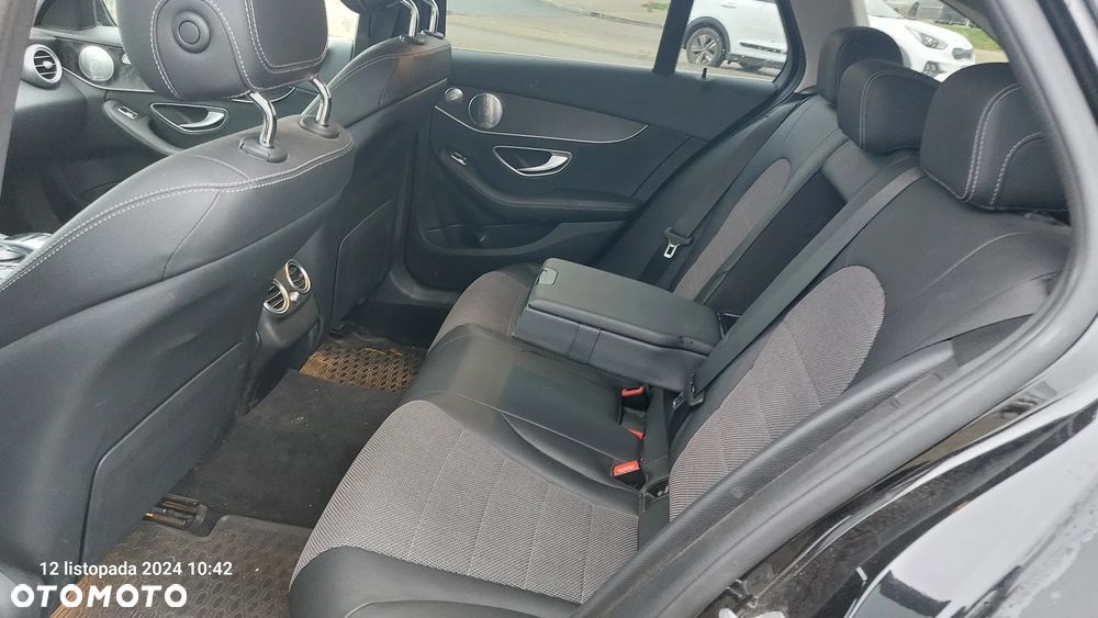 Mercedes-Benz Klasa C 220 d 4MATIC 9G-TRONIC - 13