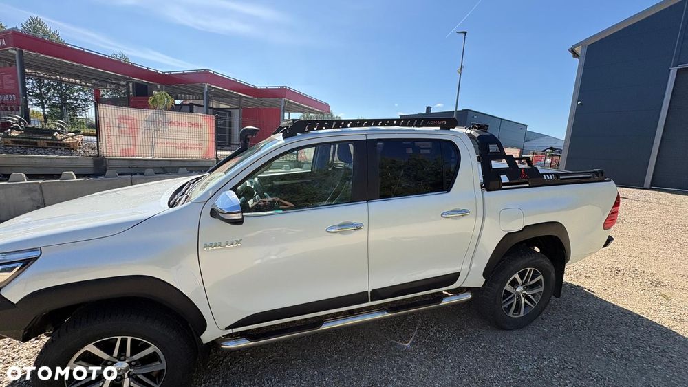 Toyota Hilux 4x4 Double Cab Autm S&S Executive - 5