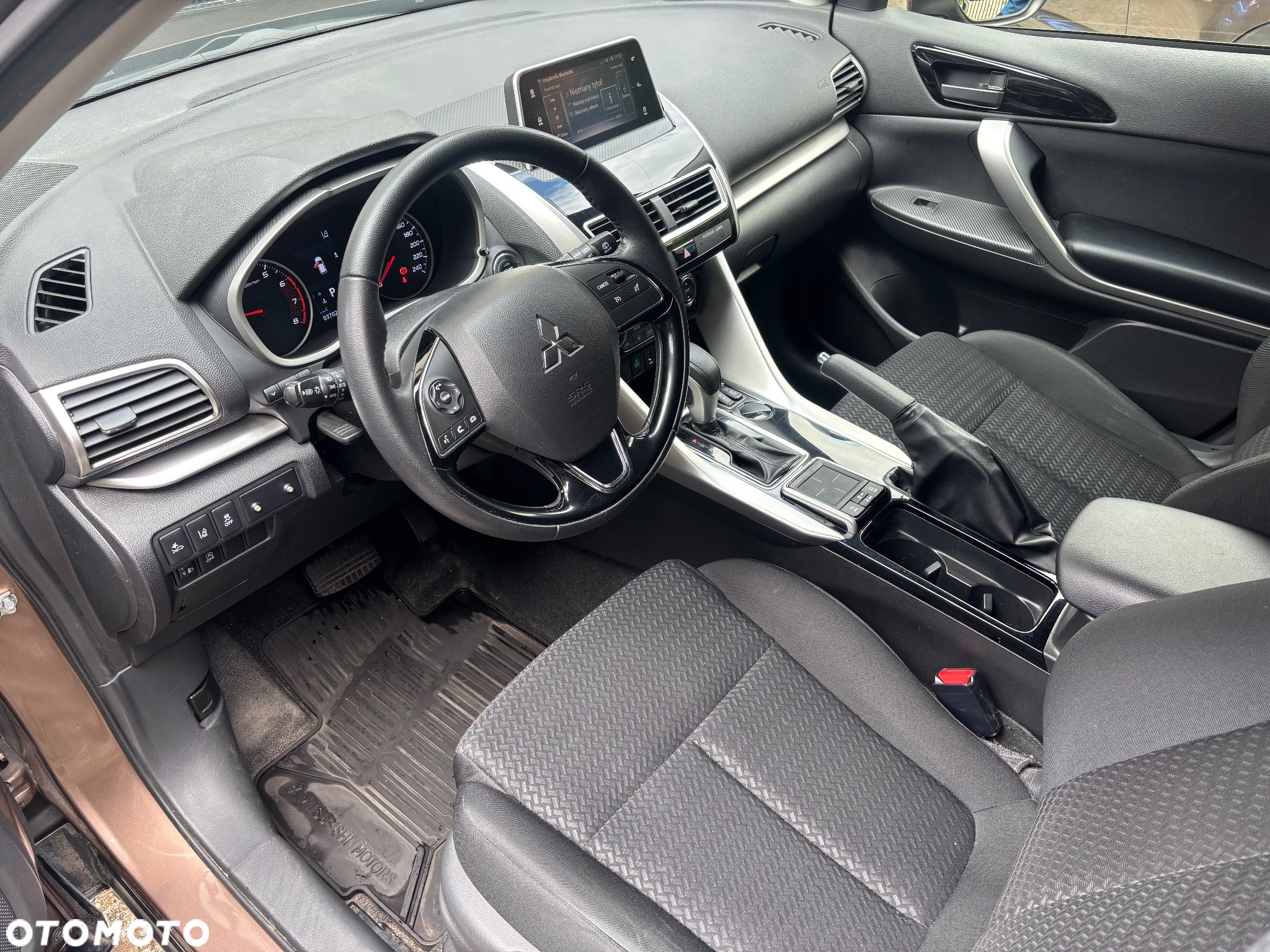 Mitsubishi Eclipse Cross 1.5 T Invite Plus CVT - 10