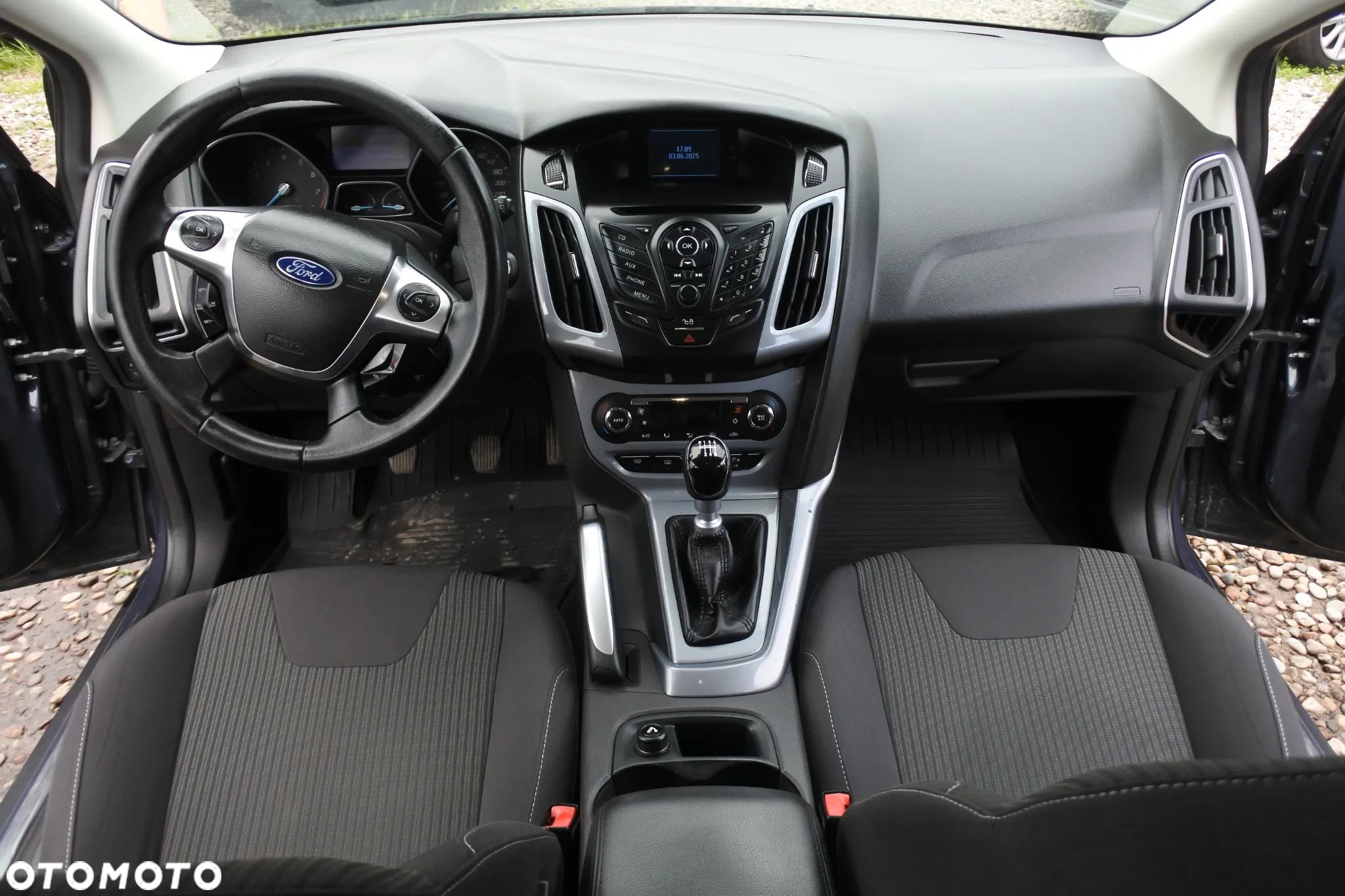Ford Focus 1.6 EcoBoost Titanium - 11