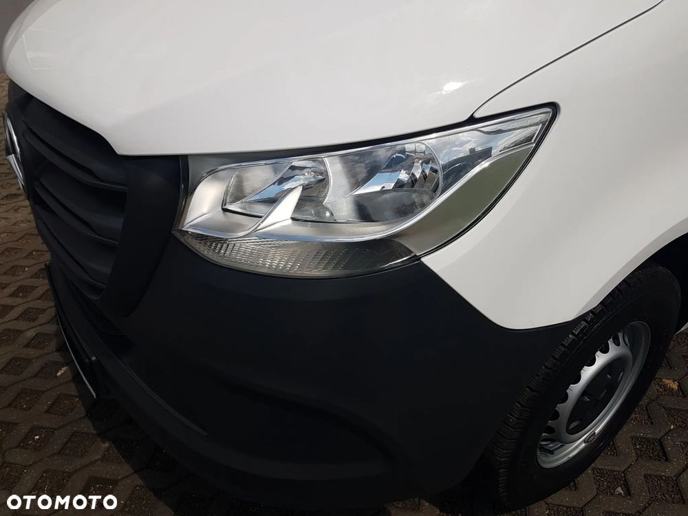 Mercedes-Benz Sprinter 8EP KONTENER 4,22x2,16x2,31 KLIMA 314CDI MANUAL 6-BIEGÓW KRAJOWY - 25