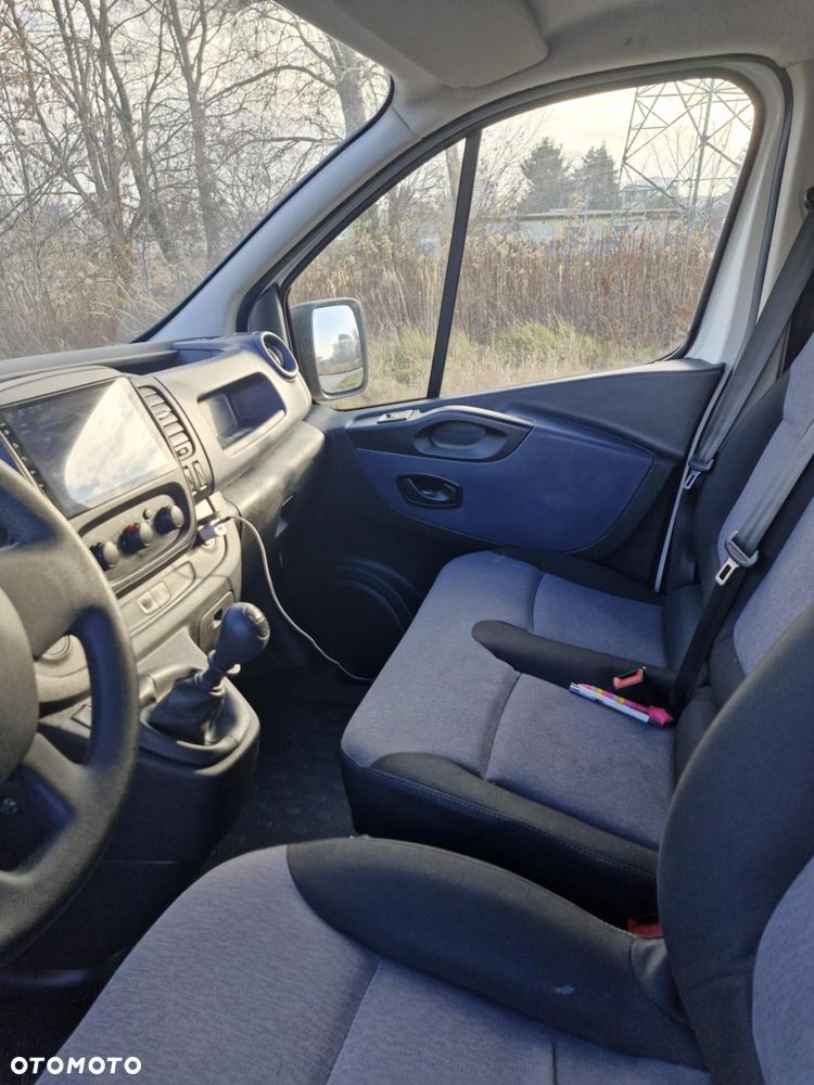 Opel Vivaro L1H1 2,7t Essentia - 10