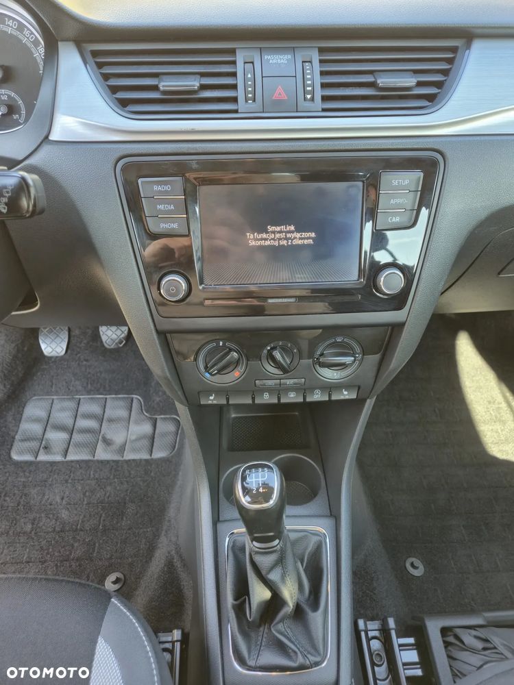 Skoda RAPID Spb 1.0 TSI Ambition - 16