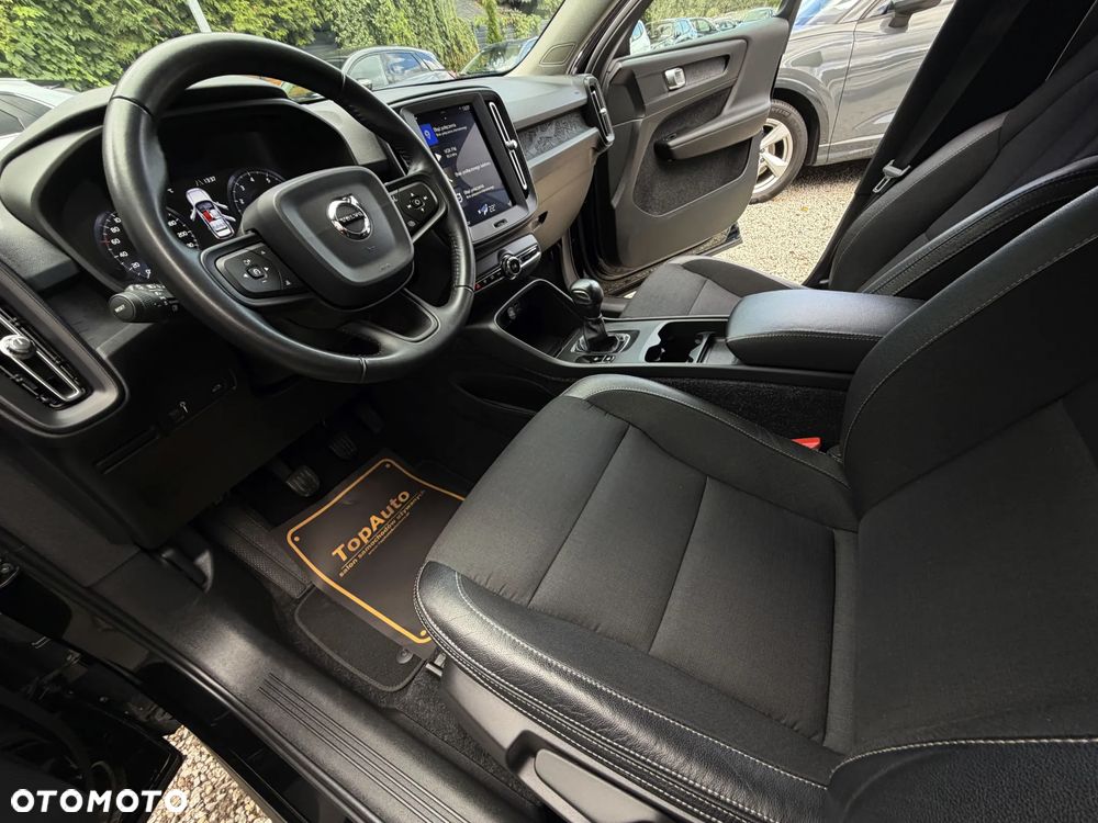 Volvo XC 40 T3 Momentum - 18