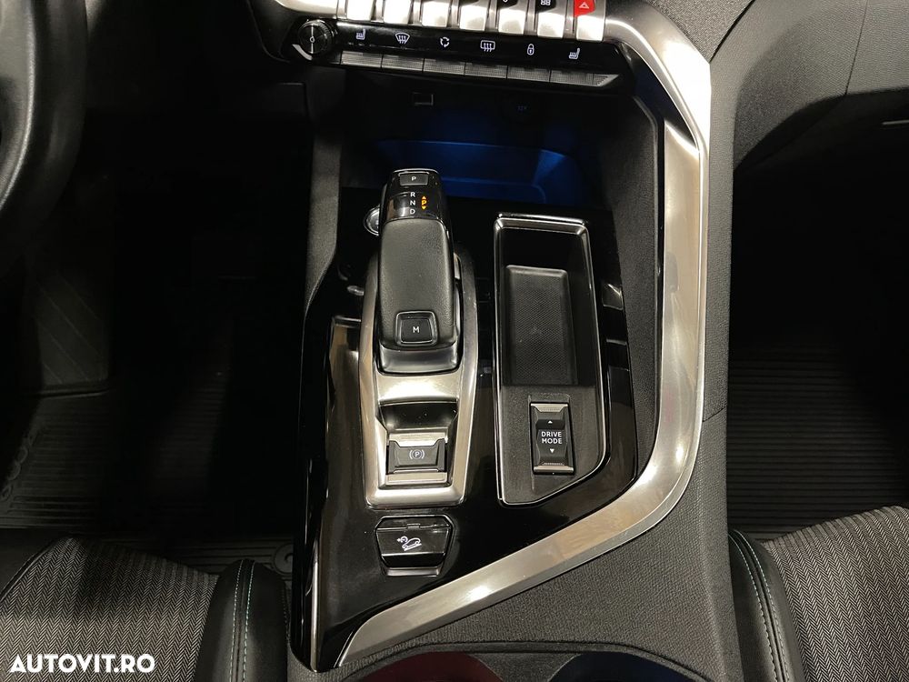 Peugeot 3008 1.5 BlueHDI 130 EAT8 Allure Pack - 25