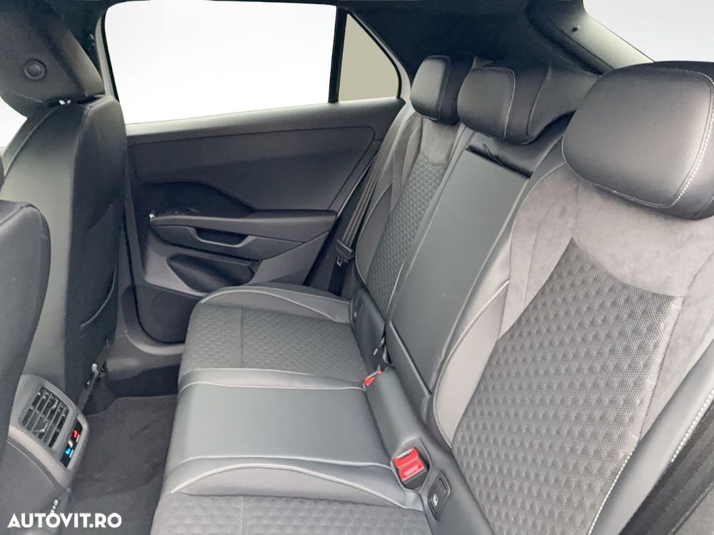 Volkswagen T-Roc 1.5 TSI DSG R-Line - 10