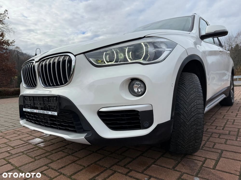 BMW X1 xDrive20d - 11