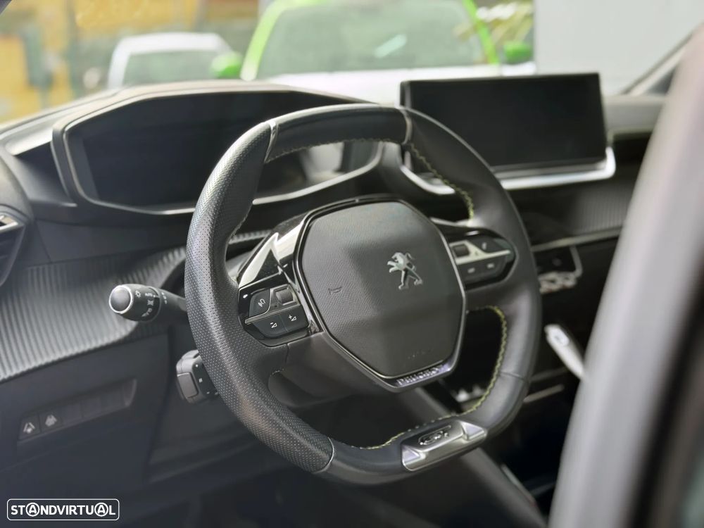 Peugeot e-208 50 kWh GT Line - 18