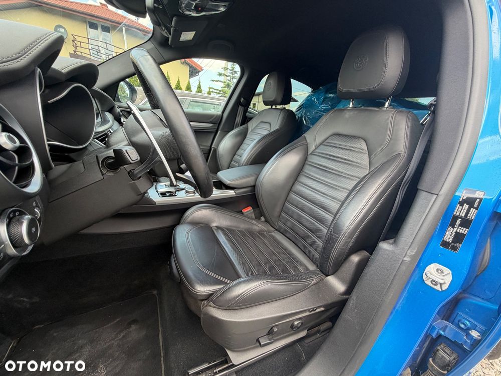 Alfa Romeo Stelvio 2.0 Turbo Veloce Q4 - 35