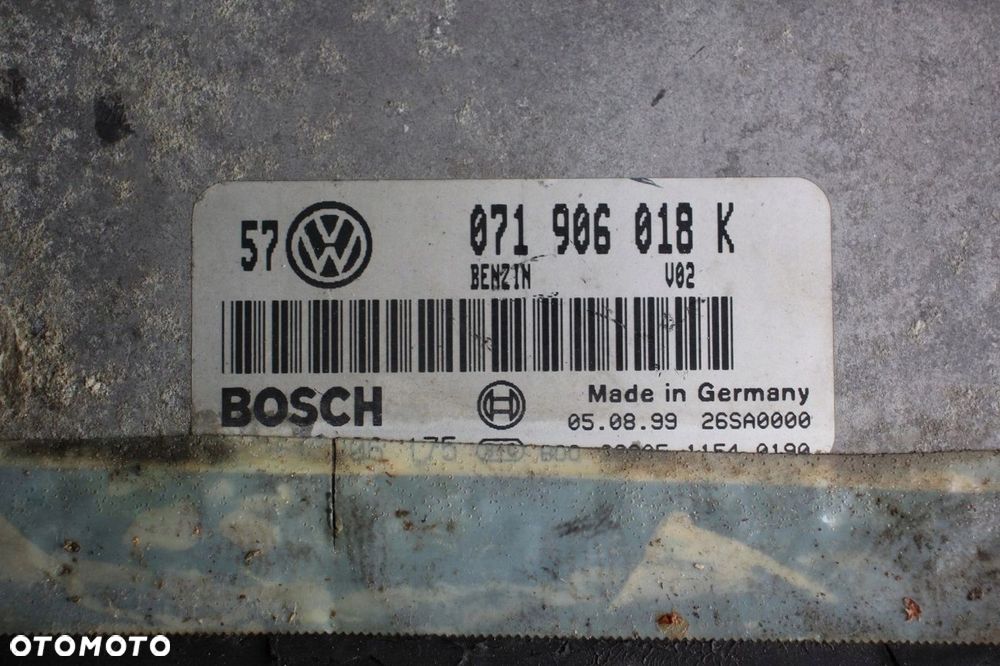 Komputer sterownik silnika VW SEAT SKODA 2.3 V5 150KM benzyna 071906018K - 1