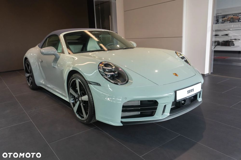 Porsche 911 Carrera 4S - 5