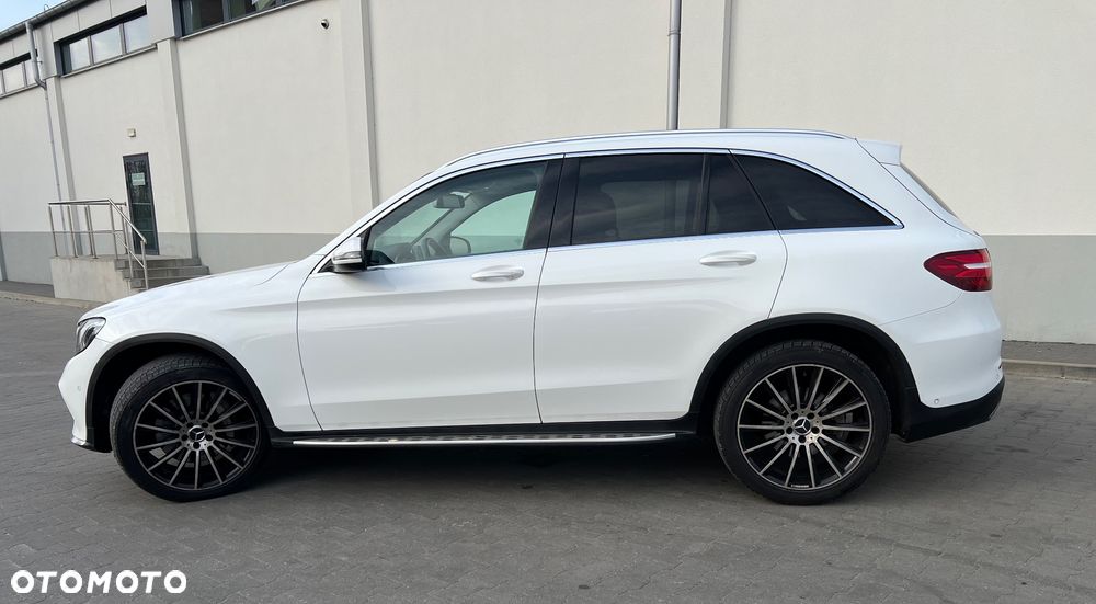 Mercedes-Benz GLC - 4