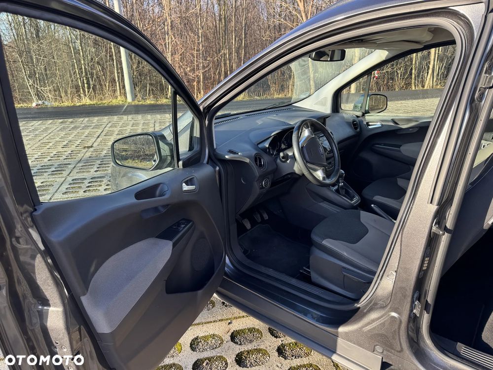 Ford Tourneo Courier 1.5 TDCi Ambiente - 9