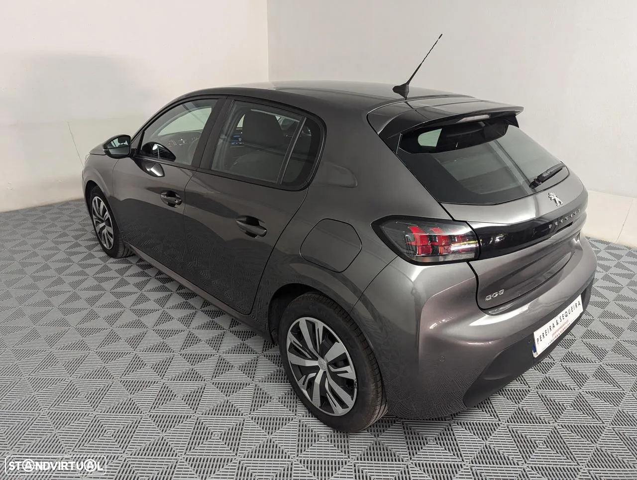 Peugeot 208 1.2 PureTech Active - 11