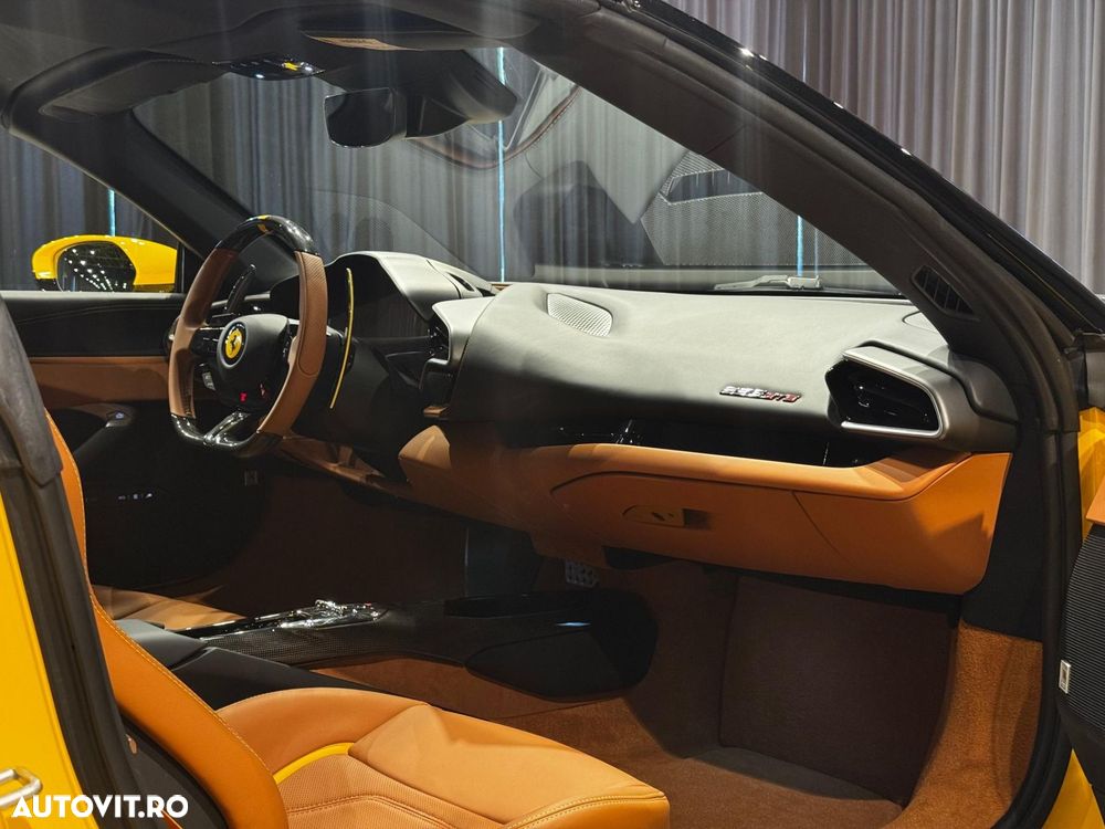 FERRARI 296 GTS 2024 — imagine 16
