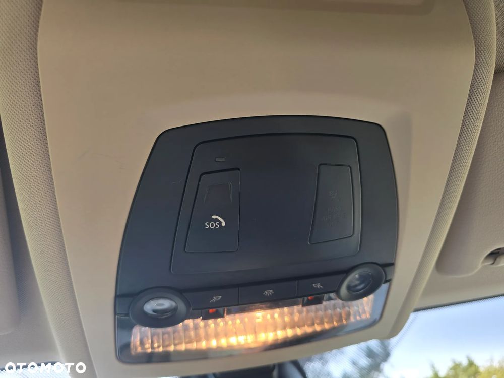 BMW Seria 5 520d - 27