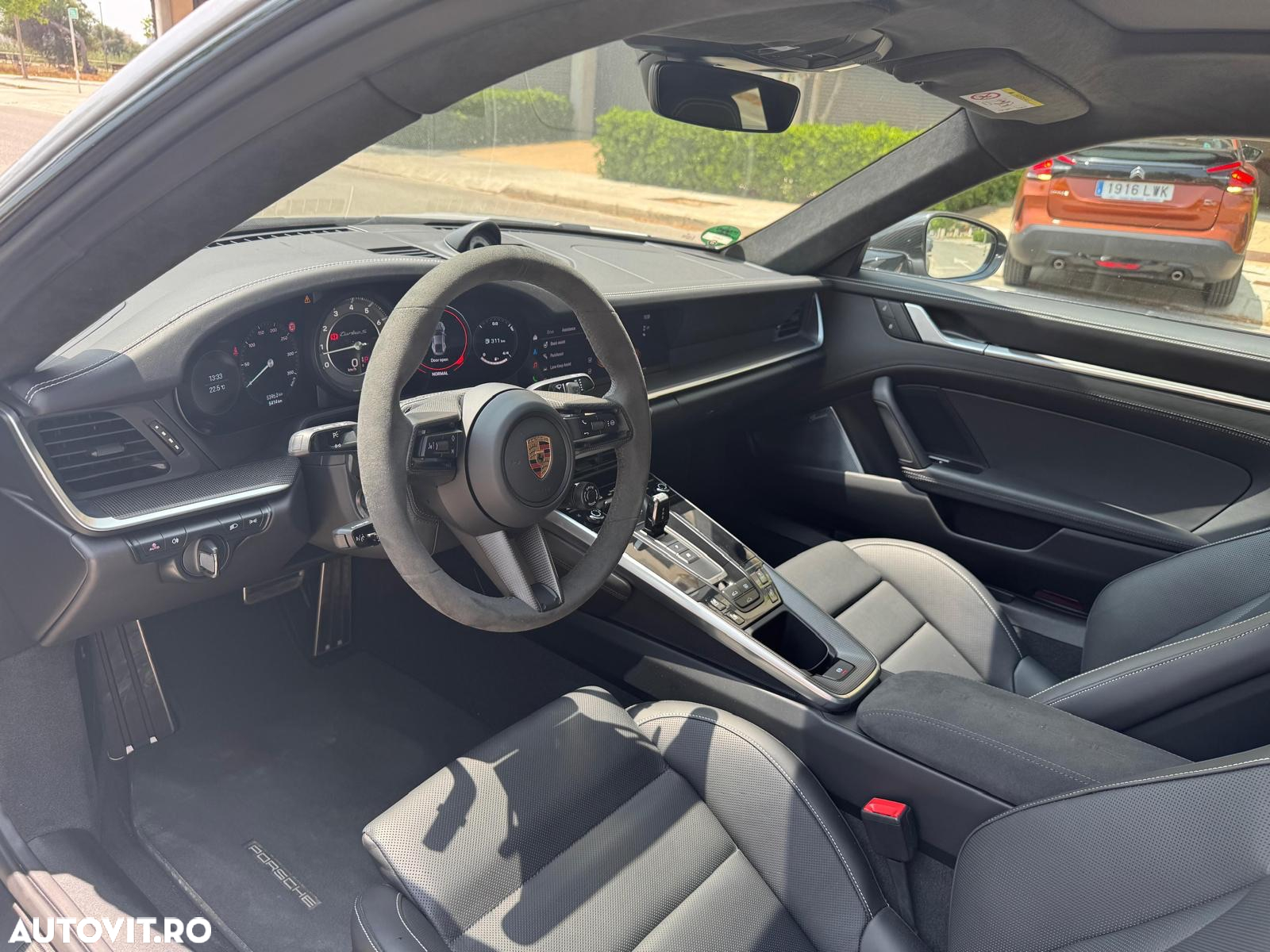 Porsche 911 Turbo PDK - 12