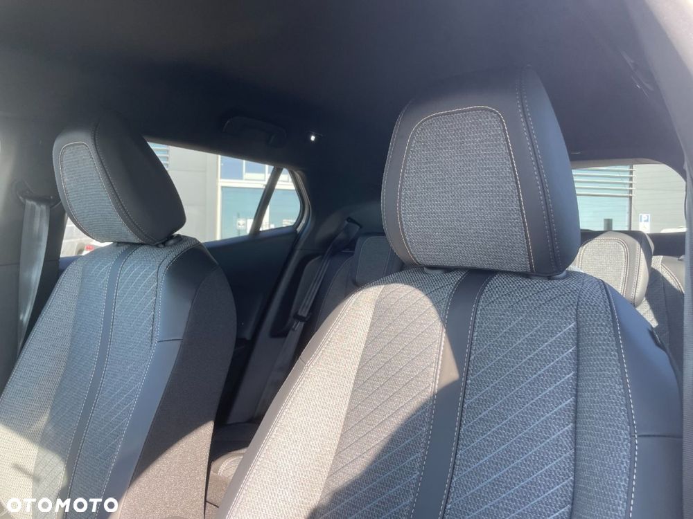 Peugeot 2008 - 10