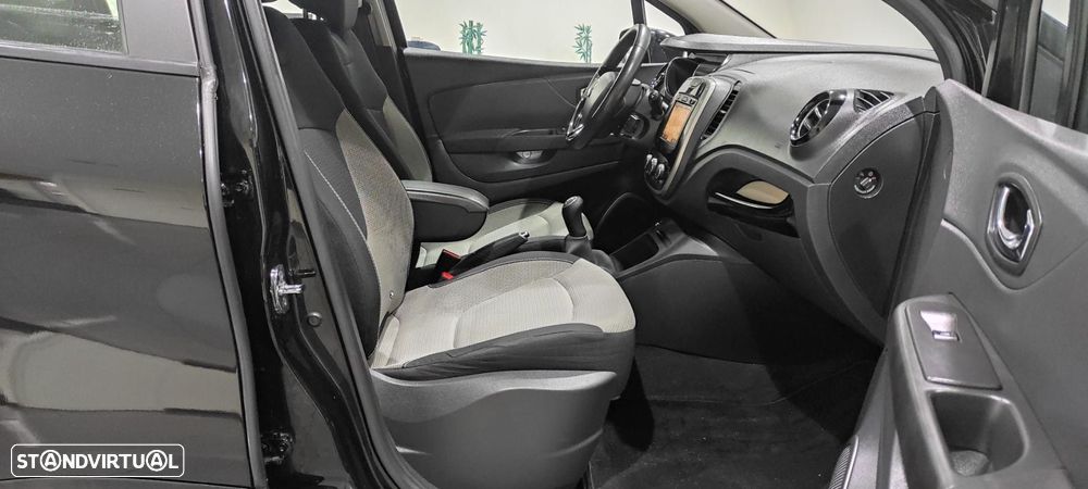Renault Captur 0.9 TCE Sport - 22