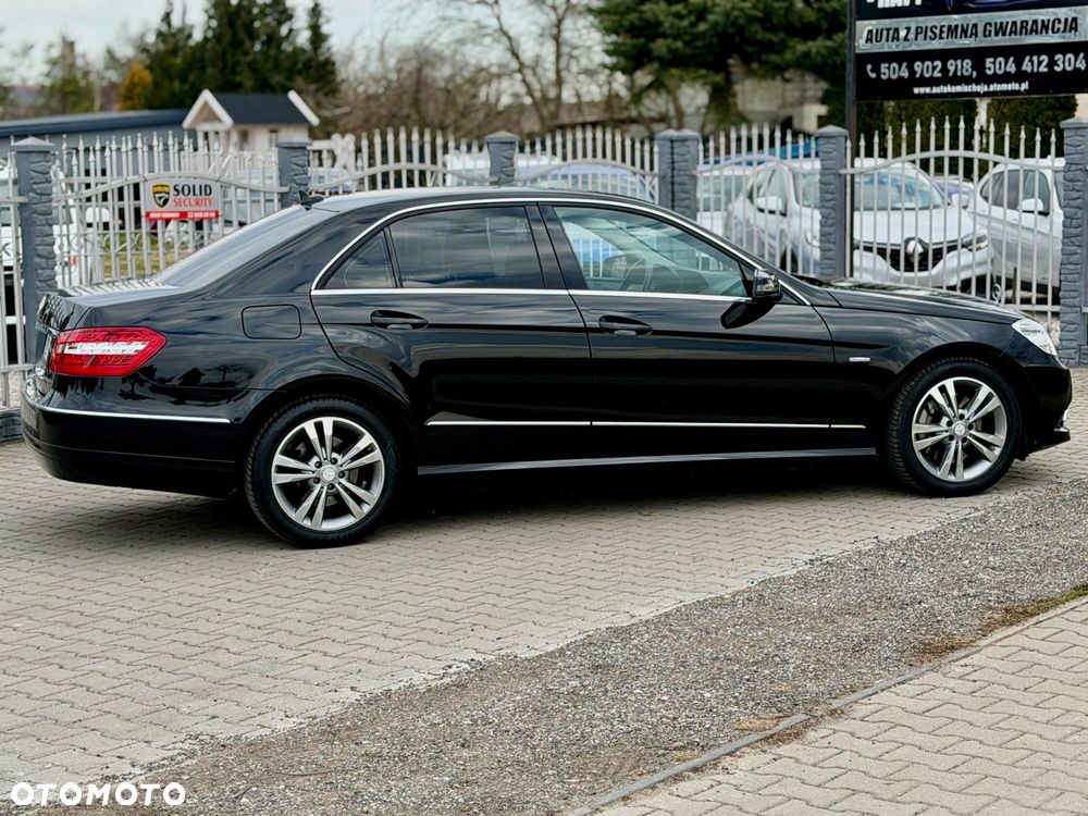 Mercedes-Benz Klasa E 250 CGI BlueEffICIENCY Avantgarde - 5
