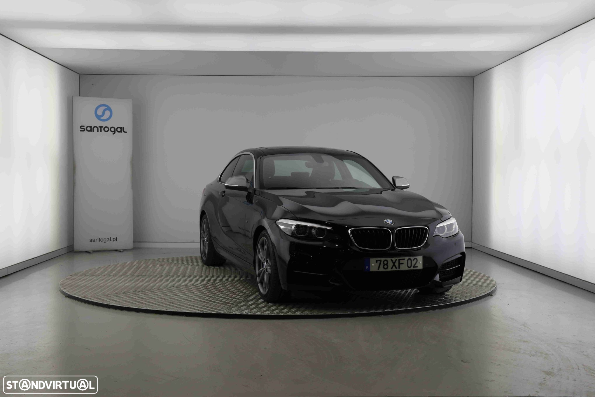 BMW M240i Auto - 27