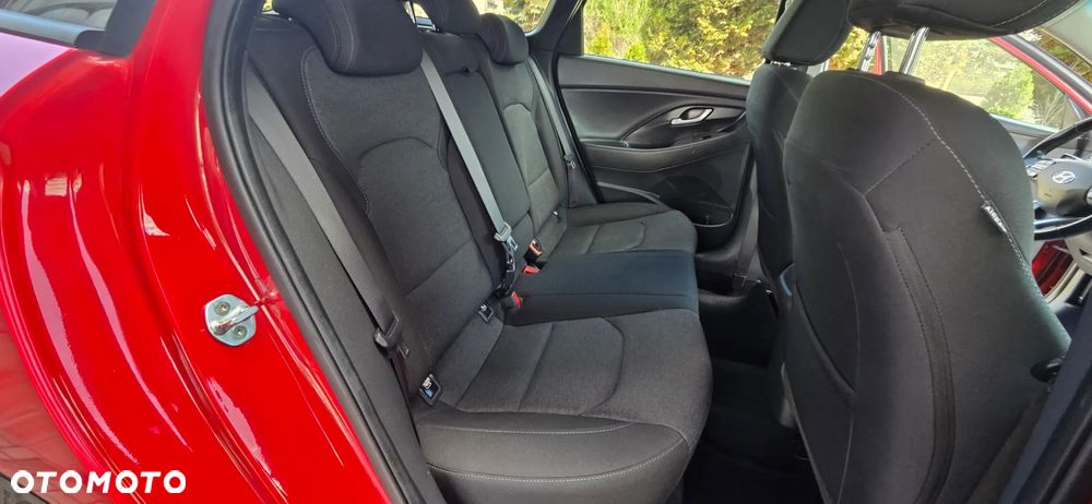 Hyundai i30 1.6 CRDI DCT Select - 29
