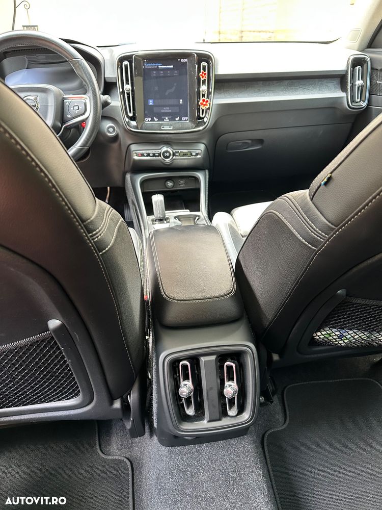 Volvo XC 40 D3 Momentum - 10